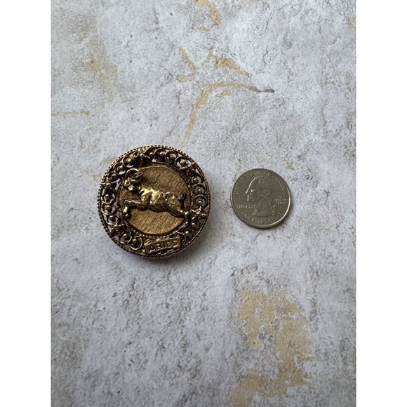 Vintage Gold Aries Zodiac Brooch Pin With Intricate Filigree Design & Ram Motif - Picture 2 of 5